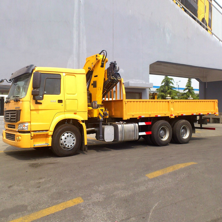 XCMG official manufacturer 12 ton folding arm lorry crane SQ12ZK3Q for sale